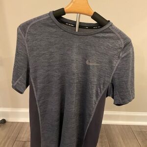 Nike Running Men's Gray Performance Shirt